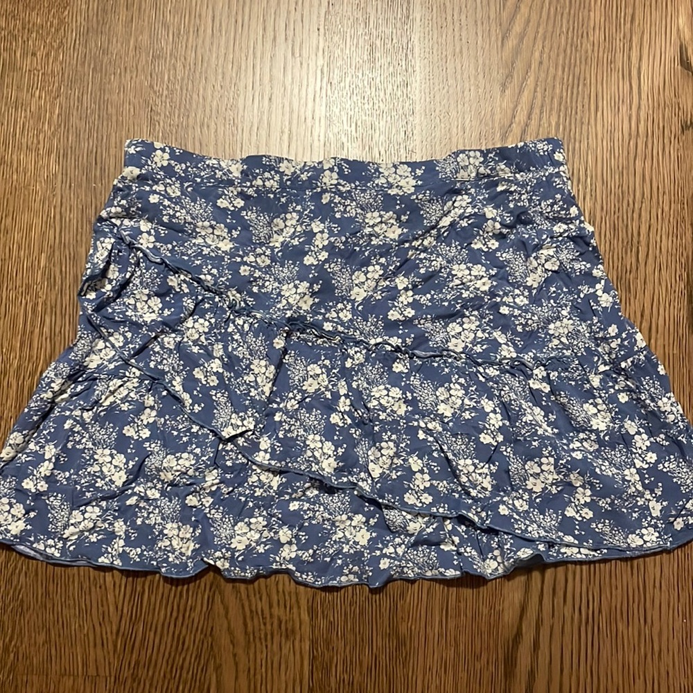 me.n.u Girls XL Ruffle Mini Skirt